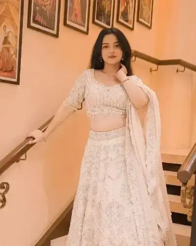 Escort Mahim
